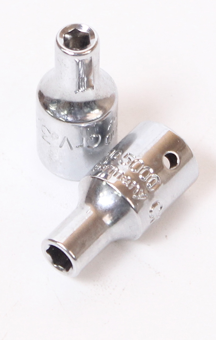 Zestaw profesjonalnych nasadek SALTUS 1/4" 3,5-4 mm do nakrętek CV, 2-częściowy