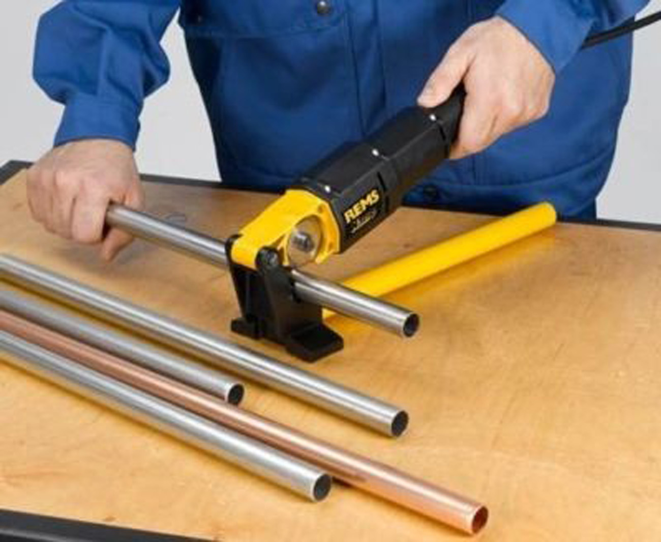 REMS-Rohrabschneider Nano Nr. 844010 ohne Schneidblatt zB Kupfer Rohre schneiden REMS-Rohrabschneider Nano Nr. 844010 ohne Schneidblatt zB Kupfer Rohre schneiden