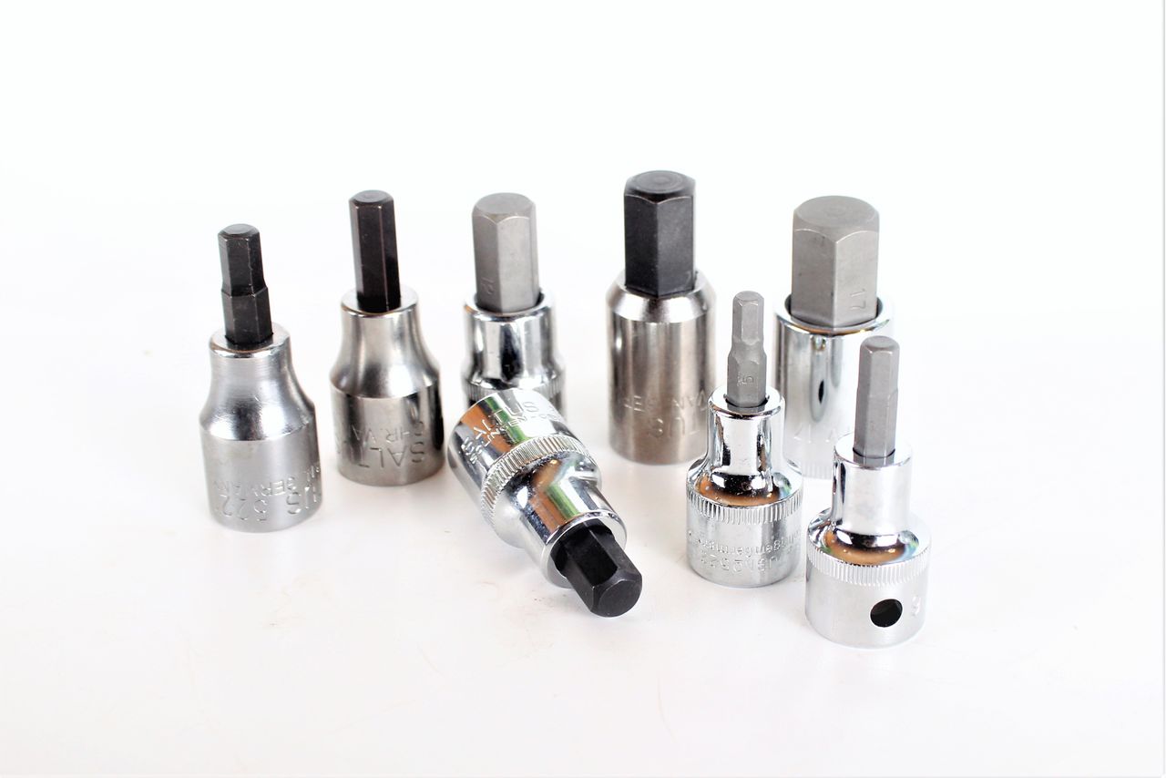 SALTUS Zestaw nasadek sześciokątnych 1/2" 8 sztuk 5-17 mm 5221 Nasadka sześciokątna
