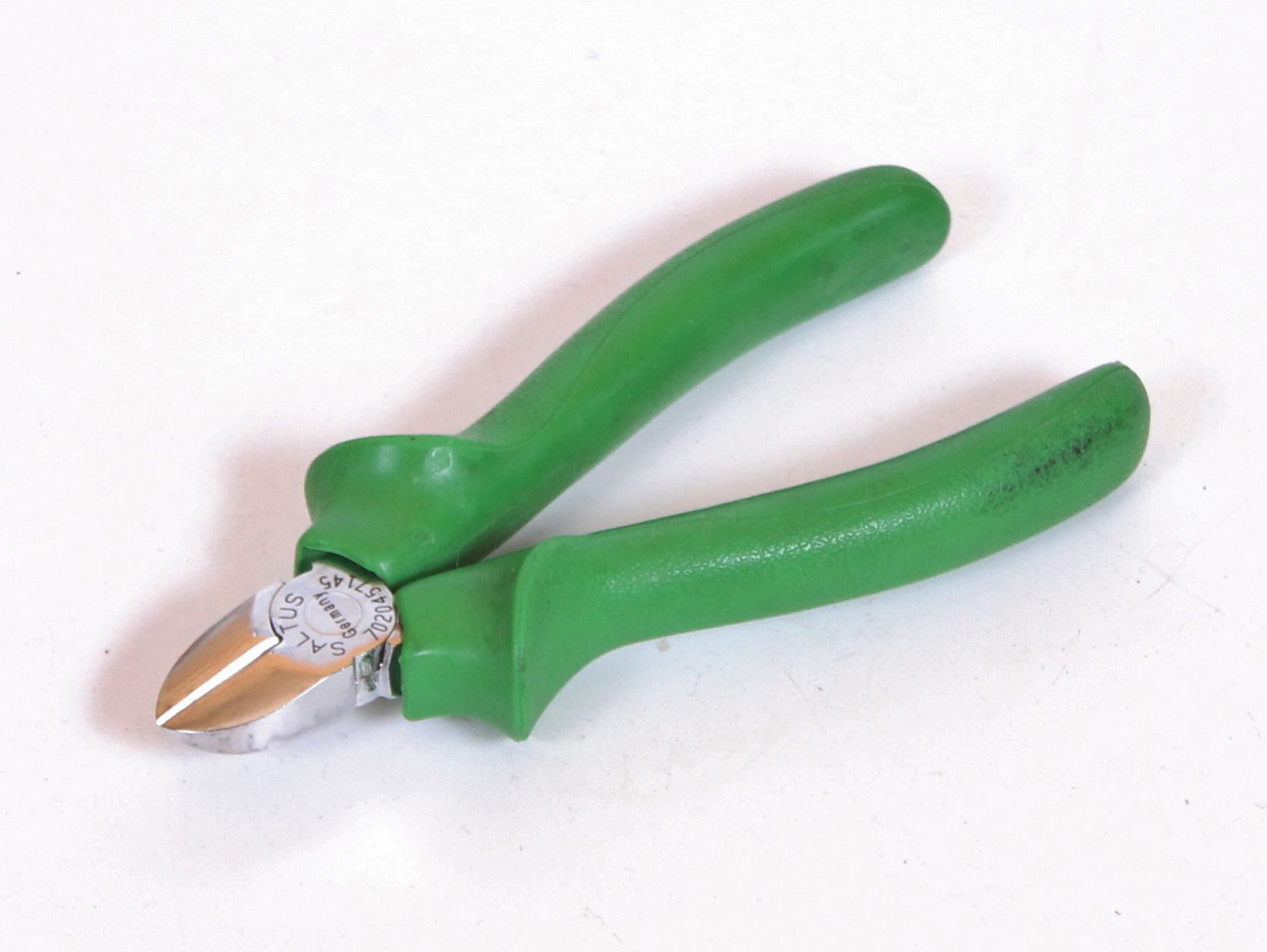 Szczypce tnące boczne 145 mm SALTUS szczypce elektryk elektryk Made in Germany