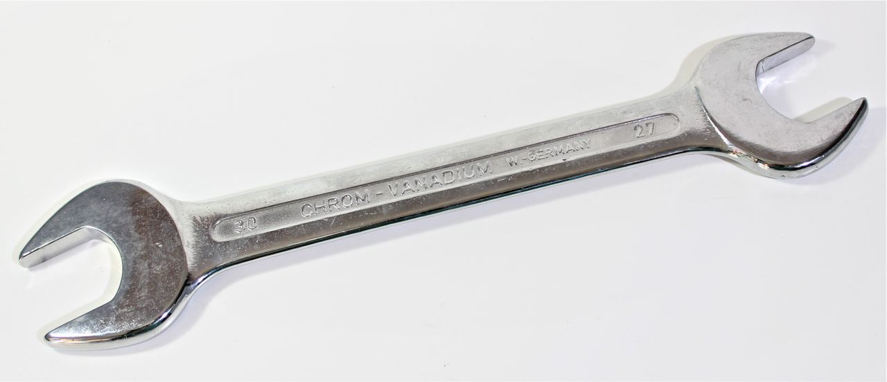 SALTUS Doppelmaulschlüssel Gabelschlüssel Maulschlüssel 27 / 30 mm No. 50 CV