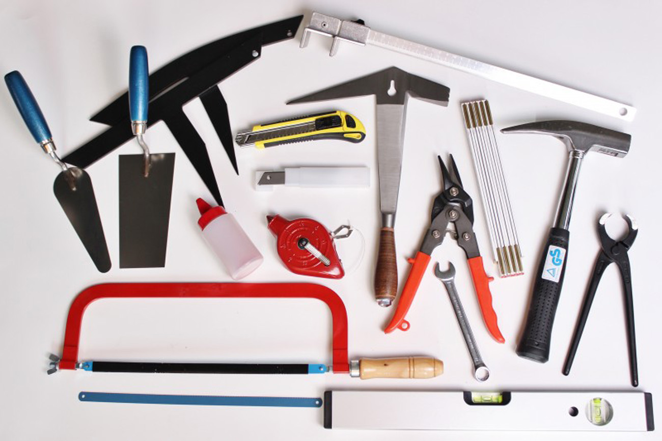 Dachdecker-Werkzeuge-Satz 31-tlg Gesellen-Lehrlinge-Sortiment Werkzeug Dach Wand