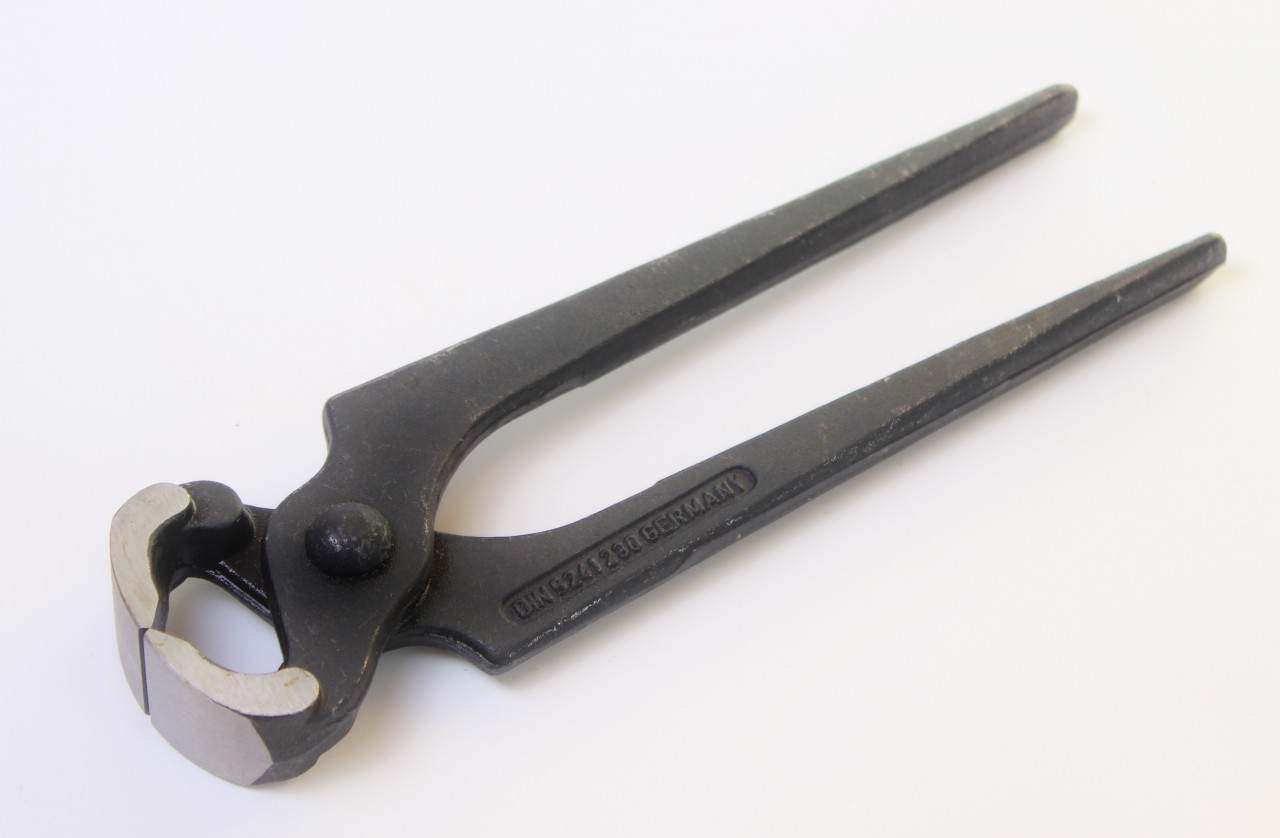 Szczypce do szczypiec SALTUS 230 mm Szczypce do szczypiec Szczypce do szczypiec Szczypce do szczypiec Szczypce do szczypiec