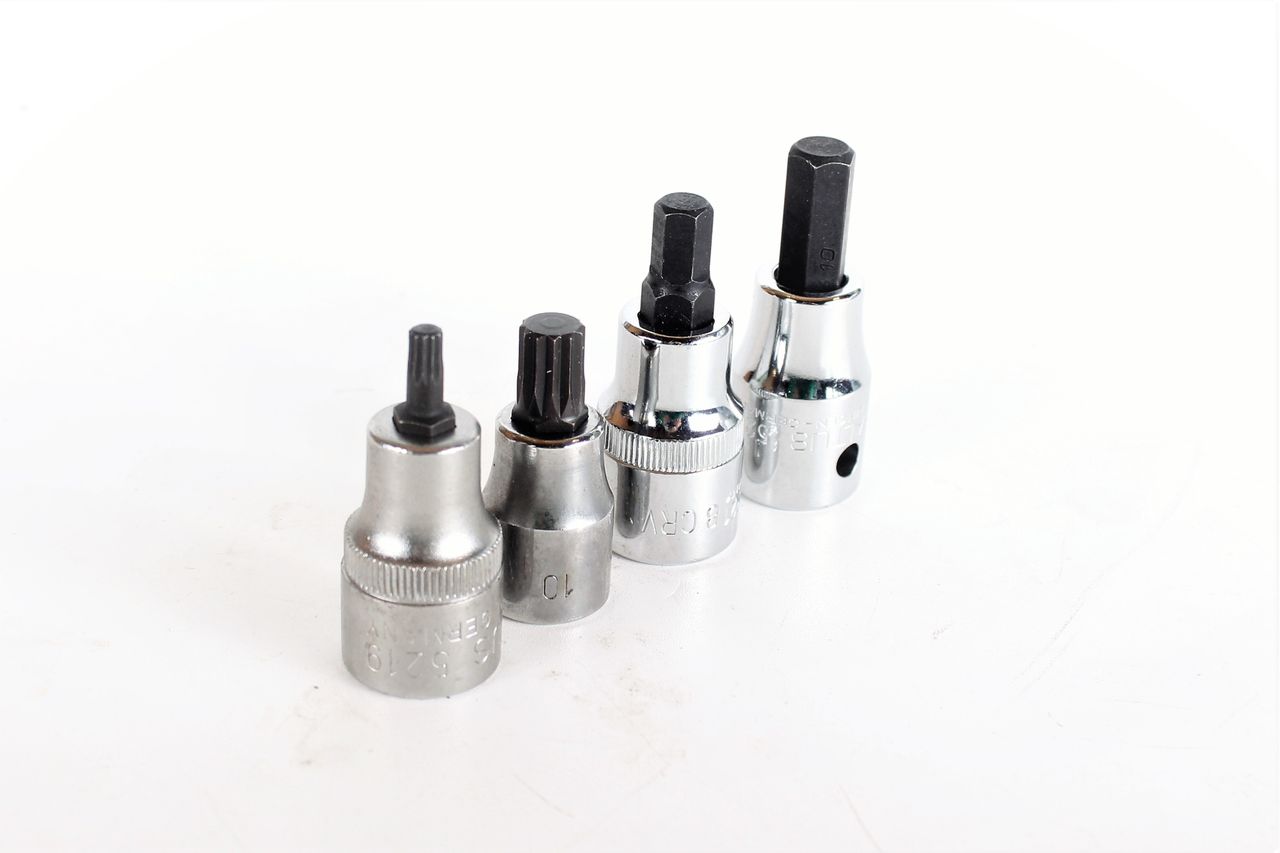 Zestaw nasadek sześciokątnych SALTUS 1/2" + 3/8" 4 sztuki nasadek sześciokątnych 5-10 mm