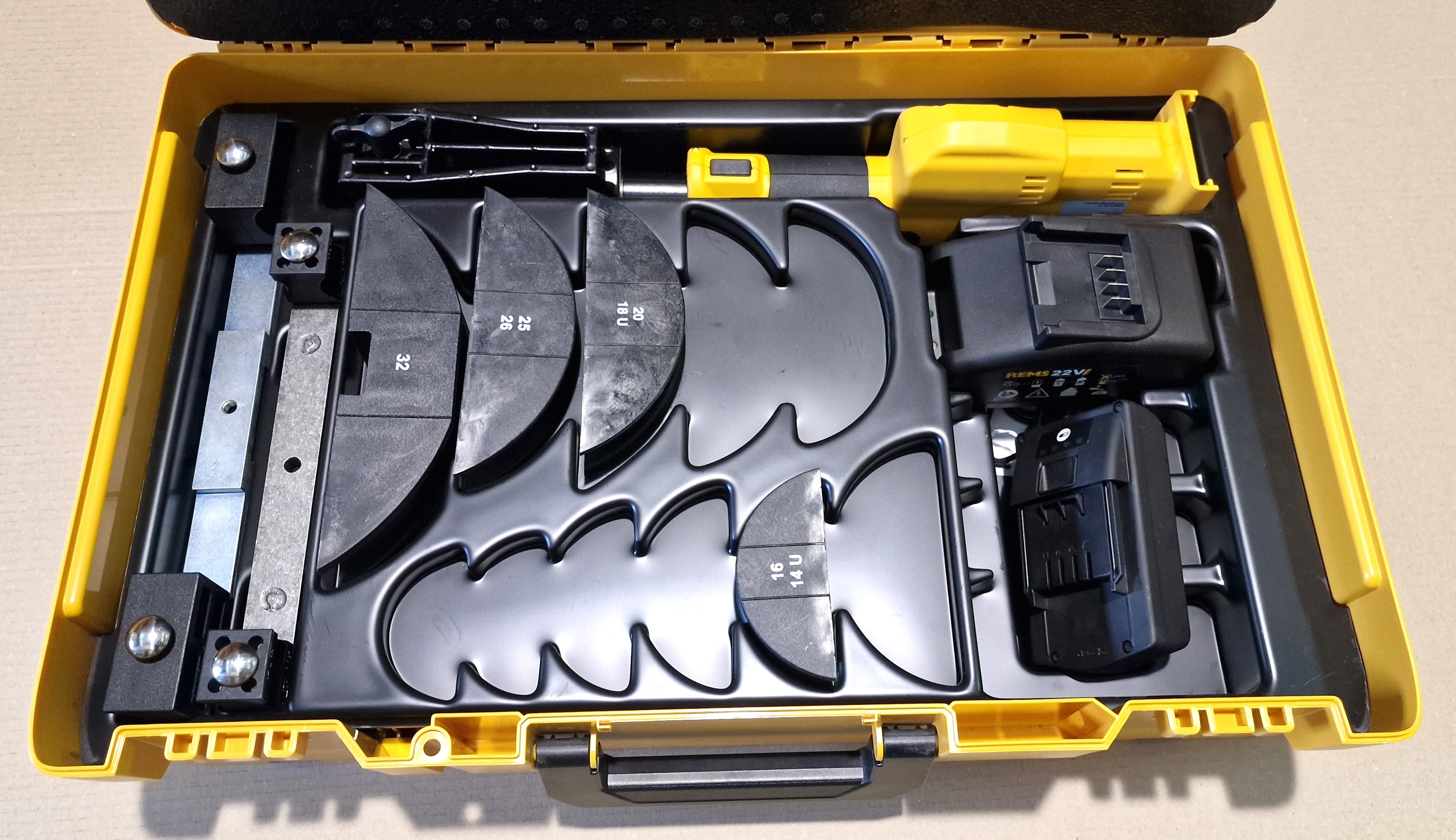REMS Hydro Swing 22V Set 16-20-25/26- 32 Nr 153415 Akku-Rohrbieger Biegemaschine