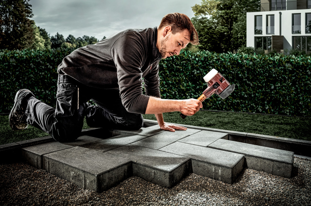 Młotek z miękkim obuchem SIMPLEX, gumowy, z podstawą / superplastik; z obudową z żeliwa ciągliwego i wysokiej jakości bardzo krótkim drewnianym trzonkiem | D=80 mm / konstrukcja trzonka=ekstra krótki | 3027.282 SIMPLEX-Schonhammer, Gummikomposition, mit Standfuß / Superplastik; mit Tempergussgehäuse und hochwertigem extra kurzen Holzstiel | D=60 mm / Stielausführung=extra kurz | 3027.262