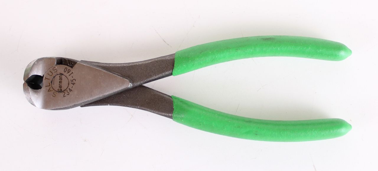 SALTUS Vornschneider 160 mm Nr. 23457160 Beißzange Kantenzange Seitenschneider